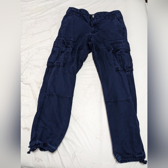 Old navy workwear cuffed 94' cargo 30x32 - Picture 2 of 3